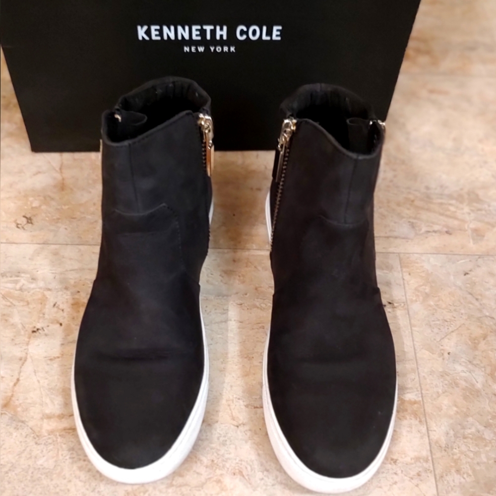 Kenneth Cole Sneakers